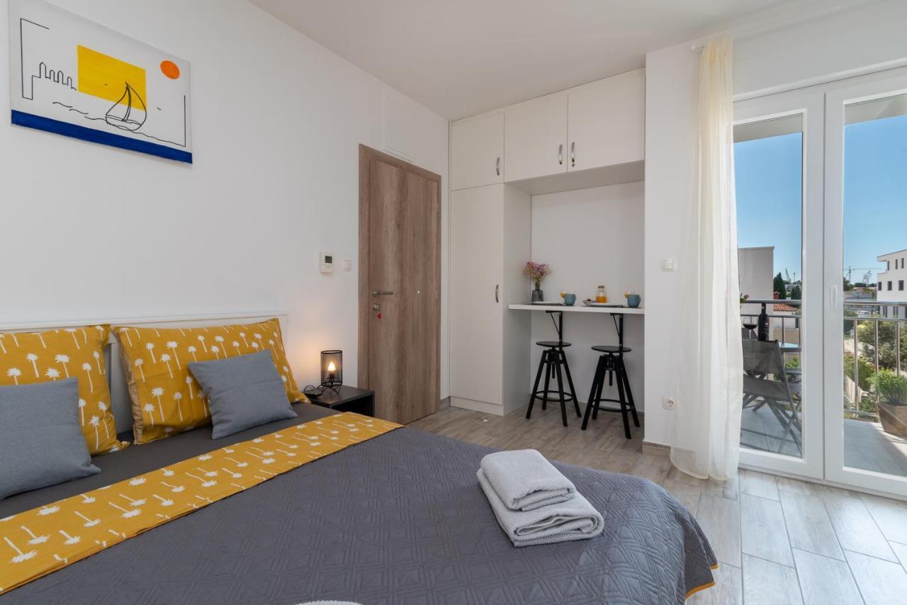 Apartmani Luce 特罗吉尔 外观 照片