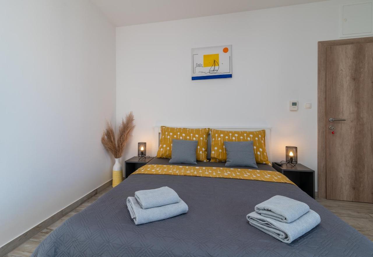Apartmani Luce 特罗吉尔 外观 照片